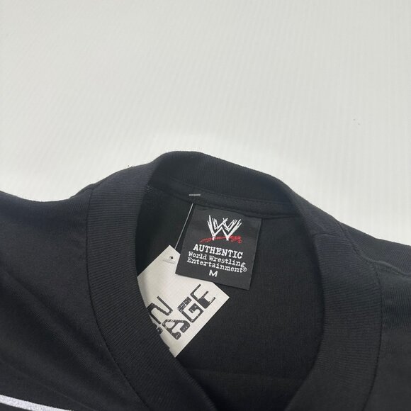 2009 WWE Tables Ladders Chairs Wrestling Tee M - Picture 5 of 6